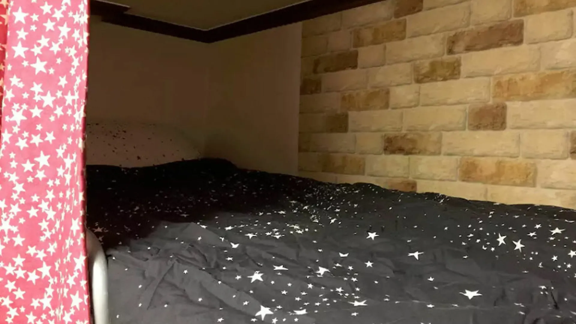 Johnny'S Guesthouse Seul 2*,  Güney Kore